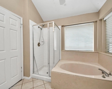 223 W New Meadows Drive - Photo Thumbnail 21