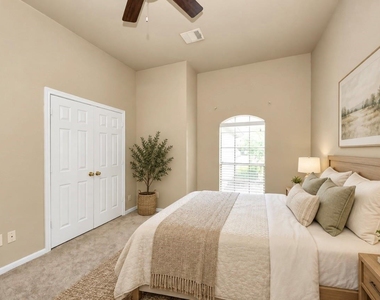 223 W New Meadows Drive - Photo Thumbnail 26