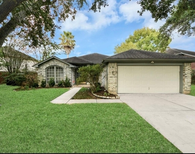 223 W New Meadows Drive - Photo Thumbnail 4