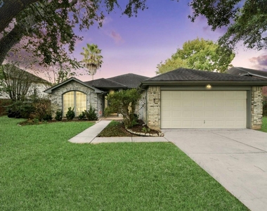223 W New Meadows Drive - Photo Thumbnail 1