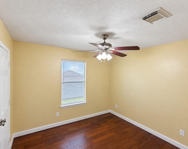 19750 River Pointe Lane - Photo Thumbnail 16