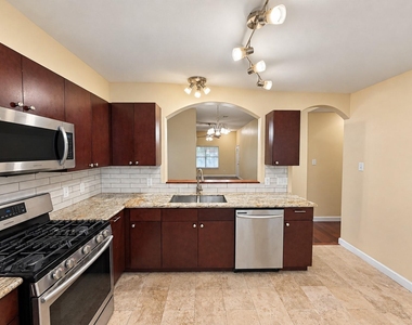 19750 River Pointe Lane - Photo Thumbnail 13