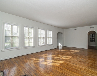 4802 La Branch Street - Photo Thumbnail 10