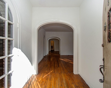 4802 La Branch Street - Photo Thumbnail 7