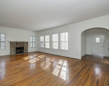 4802 La Branch Street - Photo Thumbnail 8