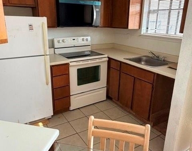 7901 Cambridge Street - Photo Thumbnail 2
