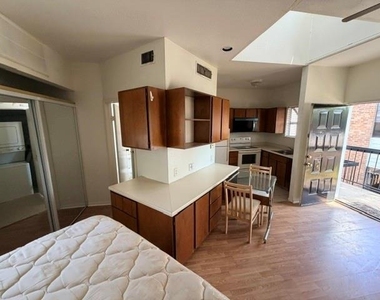 7901 Cambridge Street - Photo Thumbnail 1