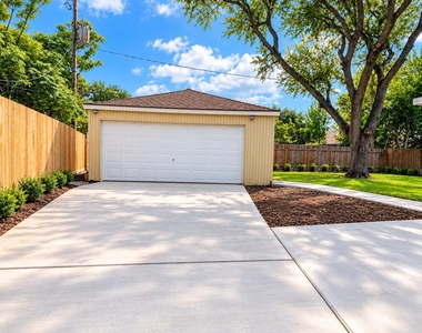 7903 Augustine Drive - Photo Thumbnail 22