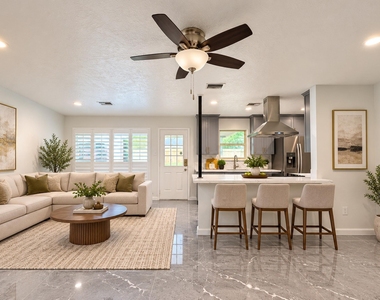 7903 Augustine Drive - Photo Thumbnail 10