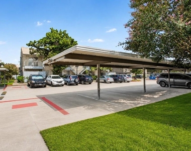 7400 Bellerive Drive - Photo Thumbnail 14