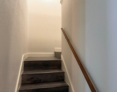 7400 Bellerive Drive - Photo Thumbnail 6