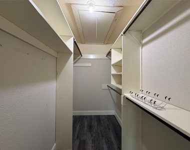 7400 Bellerive Drive - Photo Thumbnail 10