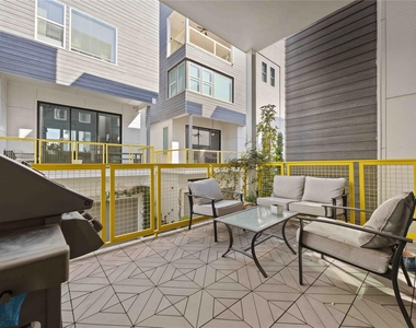 1211 Hickory Street - Photo Thumbnail 34