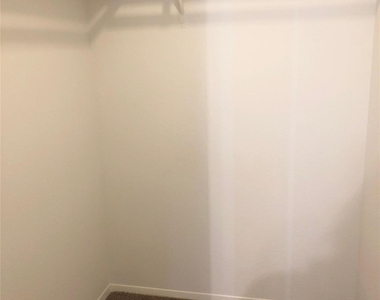 7781 Cambridge Street - Photo Thumbnail 12
