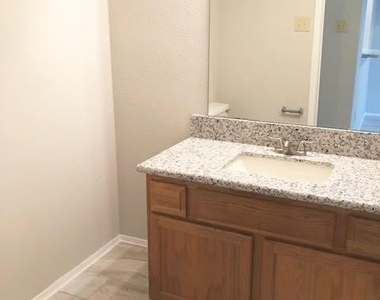 7781 Cambridge Street - Photo Thumbnail 15