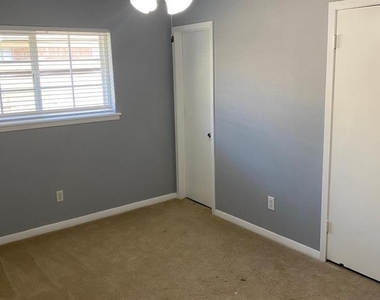 11206 Waxwing Street - Photo Thumbnail 8
