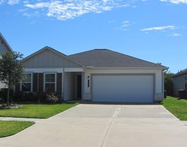 303 Crown Point Drive - Photo Thumbnail 1