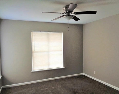 3408 Allendale Street - Photo Thumbnail 8