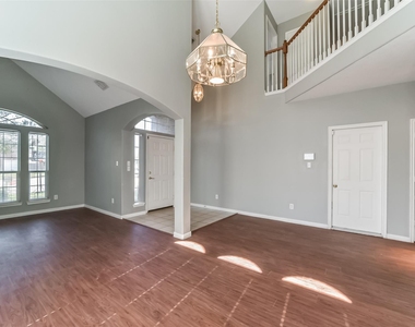 440 Mystic Trail Loop - Photo Thumbnail 19