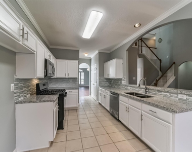 440 Mystic Trail Loop - Photo Thumbnail 10