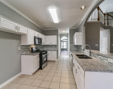 440 Mystic Trail Loop - Photo Thumbnail 9
