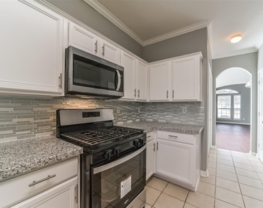 440 Mystic Trail Loop - Photo Thumbnail 13