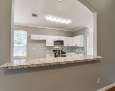 440 Mystic Trail Loop - Photo Thumbnail 8