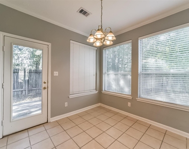 440 Mystic Trail Loop - Photo Thumbnail 14
