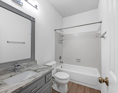 142 N Magnolia Pond Place - Photo Thumbnail 20