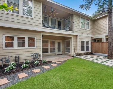 142 N Magnolia Pond Place - Photo Thumbnail 21