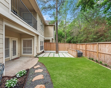 142 N Magnolia Pond Place - Photo Thumbnail 24