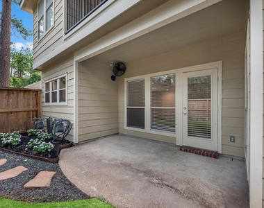 142 N Magnolia Pond Place - Photo Thumbnail 25