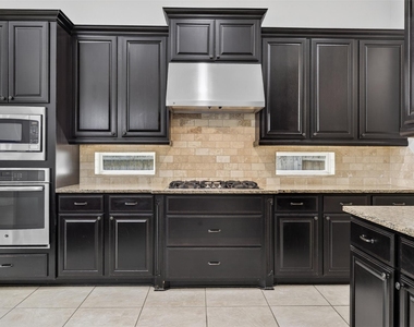 28723 Primrose Bluff - Photo Thumbnail 12