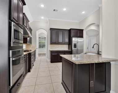 28723 Primrose Bluff - Photo Thumbnail 13