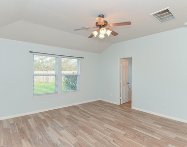 4022 Mt Everest Way - Photo Thumbnail 29