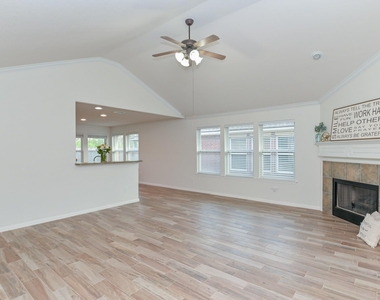 4022 Mt Everest Way - Photo Thumbnail 12
