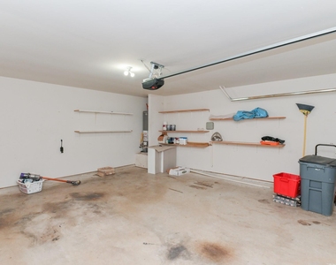 4022 Mt Everest Way - Photo Thumbnail 42