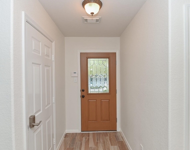 4022 Mt Everest Way - Photo Thumbnail 5