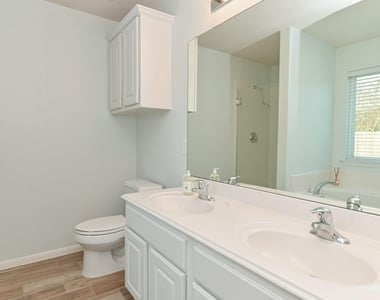 4022 Mt Everest Way - Photo Thumbnail 32
