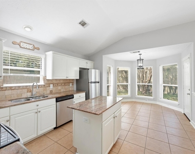 234 Darby Trails Drive - Photo Thumbnail 6