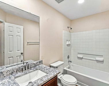 18810 N Lyford Drive - Photo Thumbnail 12
