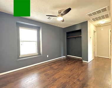 18219 Foley Park Court - Photo Thumbnail 13