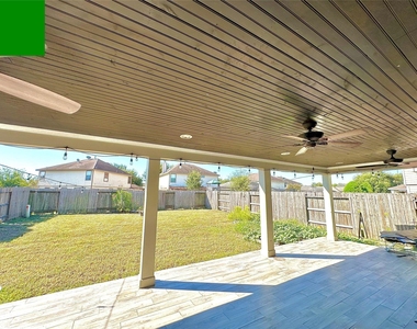 18219 Foley Park Court - Photo Thumbnail 24