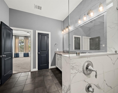 2414 Sandhill Crest Lane - Photo Thumbnail 13