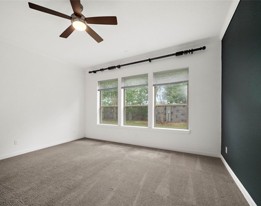 2414 Sandhill Crest Lane - Photo Thumbnail 10