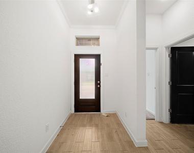2414 Sandhill Crest Lane - Photo Thumbnail 18