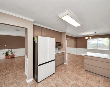 14622 Golden Cypress Lane - Photo Thumbnail 19
