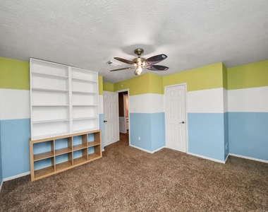 14622 Golden Cypress Lane - Photo Thumbnail 28