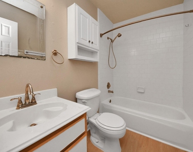 14622 Golden Cypress Lane - Photo Thumbnail 34