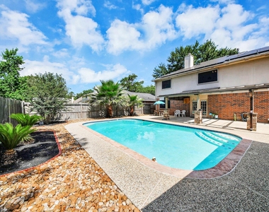 14622 Golden Cypress Lane - Photo Thumbnail 39